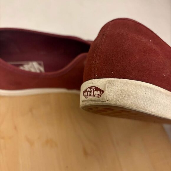 Authentic Lowpro Vans (women) - Picture 3 of 4